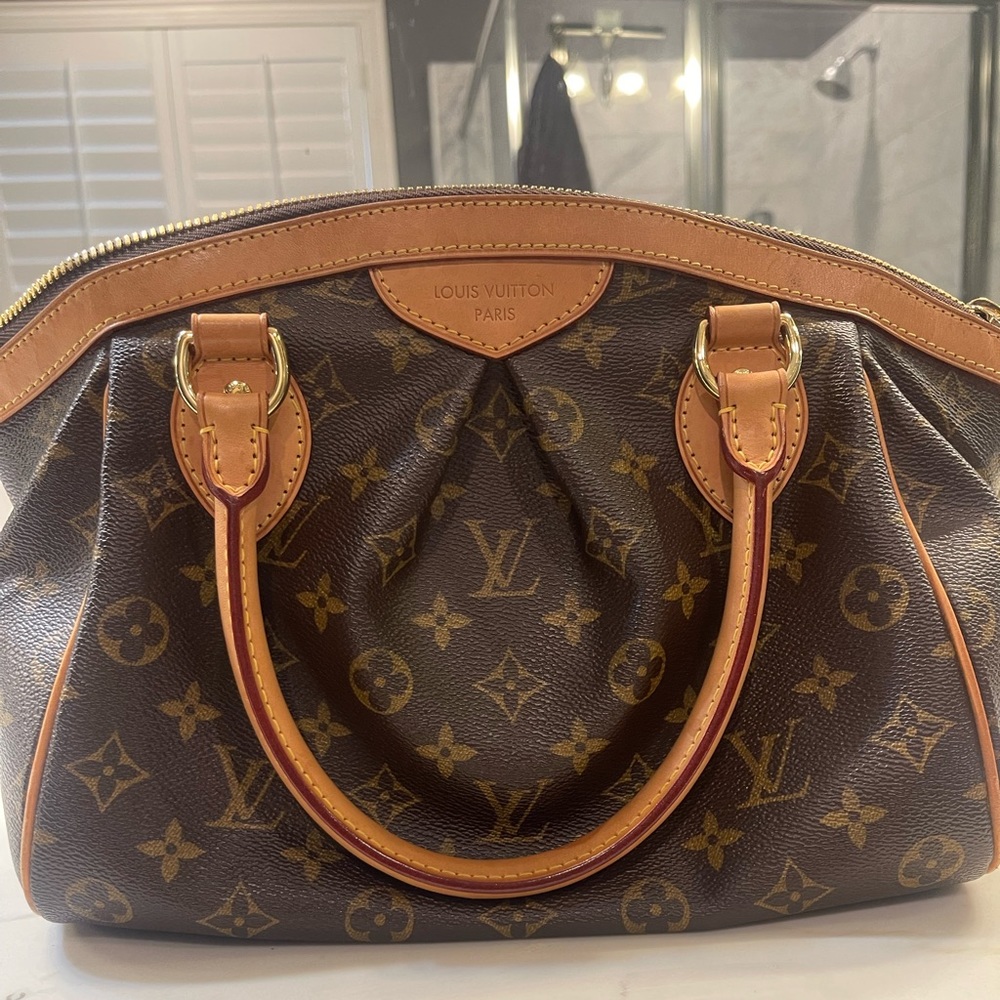 Louis Vuitton tivoli pm bag